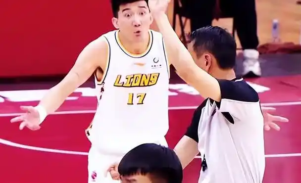 违律篮球规则是什么_篮球规则违律_篮球规则违例大全视频