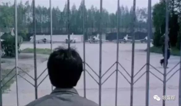 篮球规则简笔画_篮球的场景规则图怎么画_篮球规则场景画图怎么画