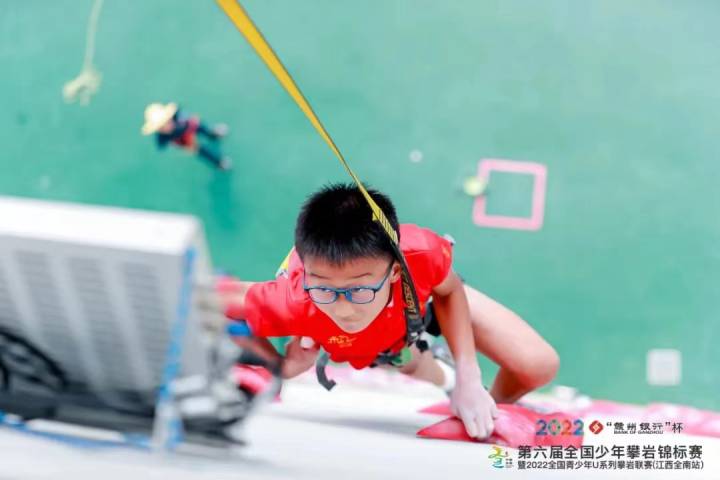 下沙杯足球冠军名单_足球冠军2021_足球杯谁是冠军