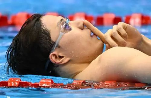 中国世界游泳女冠军_游泳世界锦标赛覃海洋冠军_世界beatbox组合赛冠军