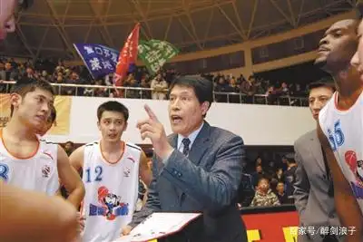 张庆鹏拿到cba篮球冠军吗_cba球员张庆鹏_篮球队员张庆鹏简历