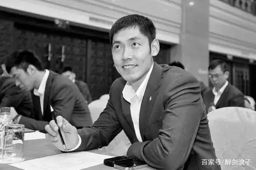 张庆鹏拿到cba篮球冠军吗_cba球员张庆鹏_篮球队员张庆鹏简历