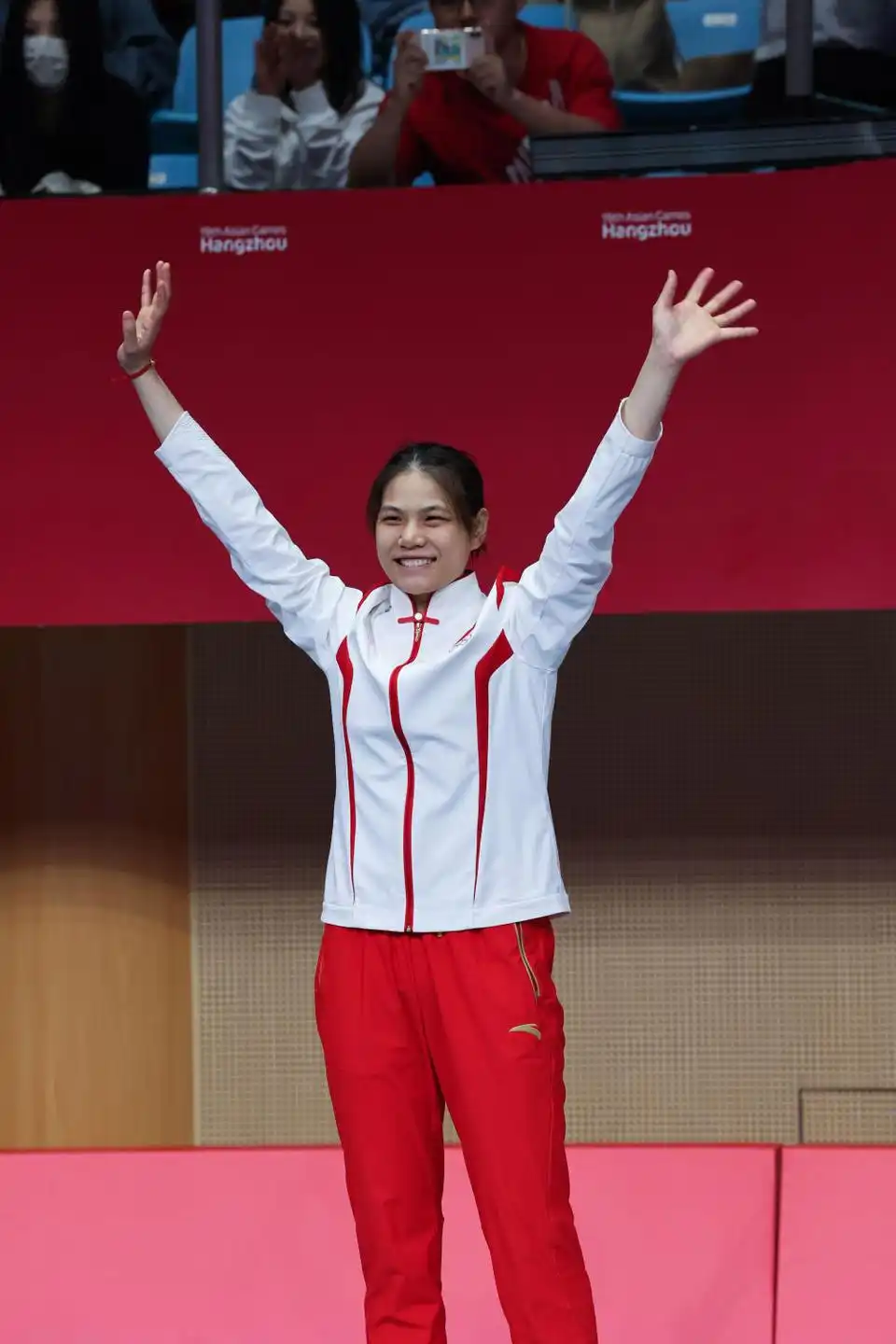 中国队亚运会击剑冠军是谁_首枚亚运会击剑金牌_亚运队冠军击剑会中国是第几届